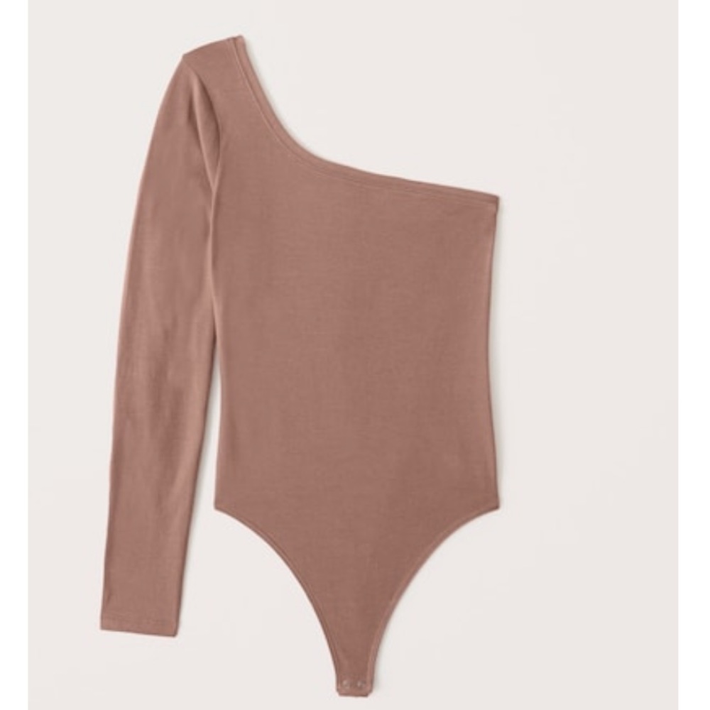Abercrombie Long-sleeve One-shoulder bodysuit. Brand new!
